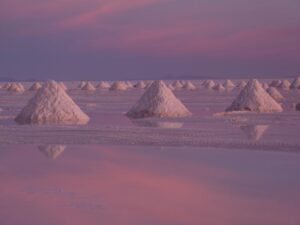 El Salar de Uyuni es uno de los imprescindibles que ver en Bolivia